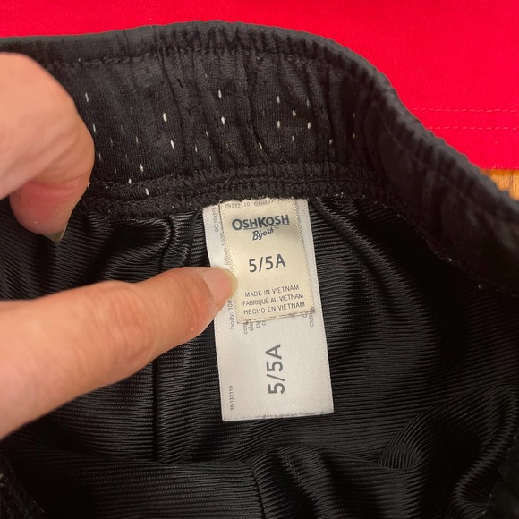 Disney and OshKosh Boys Outfit Sz 5T gently used - Picture 5 of 7